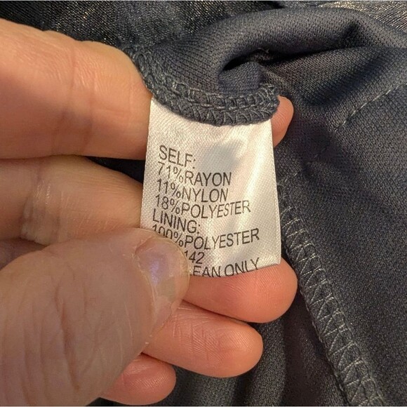 London Times Tiered Sleeveless Cocktail Evening Dress Party Gray Shimmer Plus 16 - Picture 4 of 6